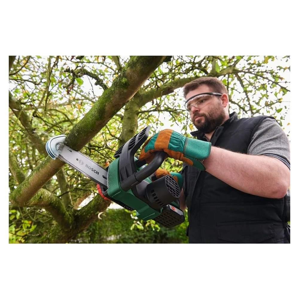 Bosch Akku-Kettensäge UniversalChain 18V, 20 cm, ohne Akku/Ladegerät